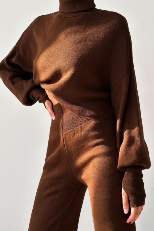 Belinda Parmak Geçmeli Boğazlı Triko Takım Acı Kahve