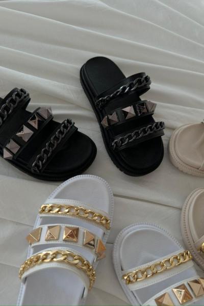 Lori Zımbalı Deri Terlik  Siyah