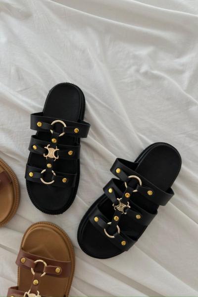 İvana Tokalı Deri Terlik  Siyah