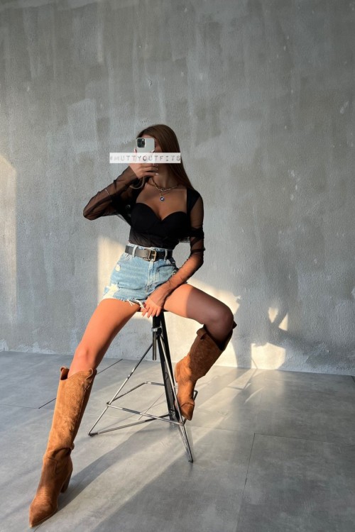 Suzanna Yırtık Denım Şort  Mavi