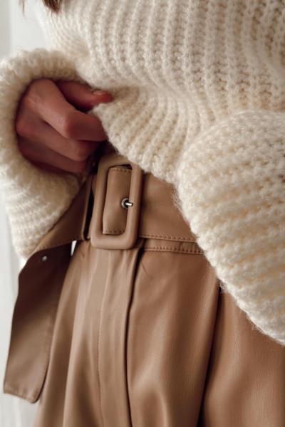 Roy Kemerli Yüksek Bel Deri Şort  Bej