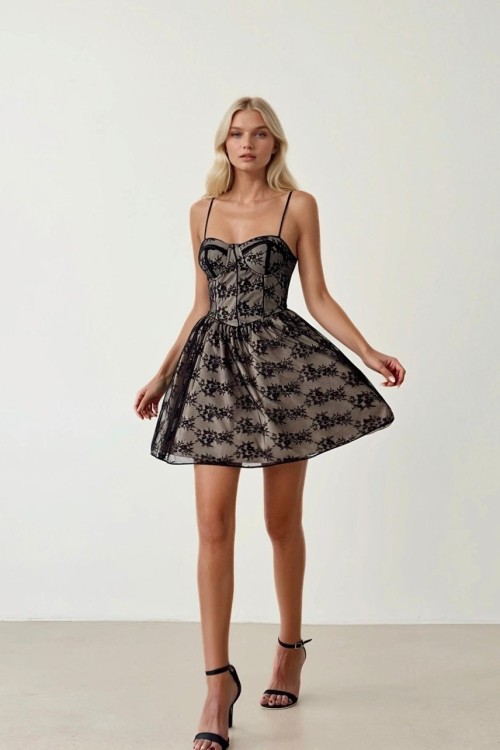 Alisa Gloplu Dantel Detaylı Elbise Siyah Taş