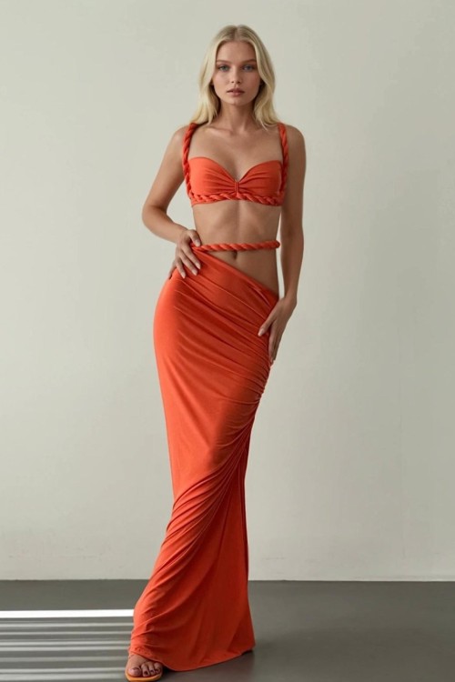 Sue Burgu Detay Tasarım Elbise Turuncu