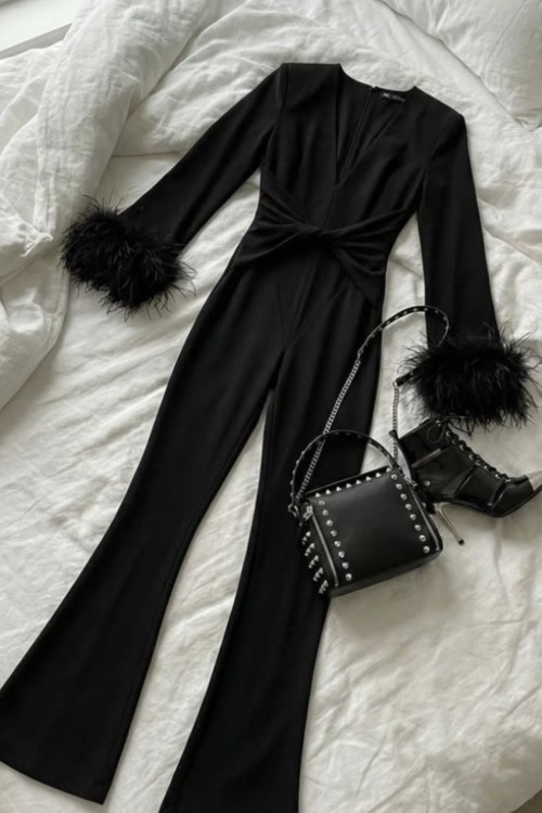 Magra V Dekolte Vatkalı Toparlayıcı İspanyol Tulum Siyah