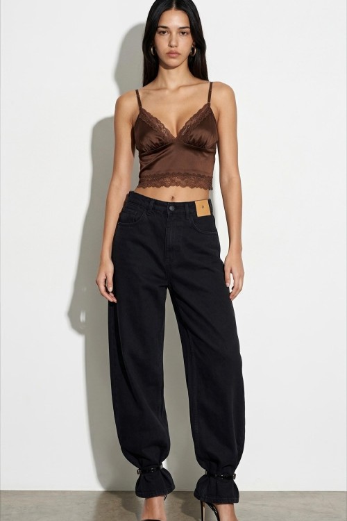 Zr Dantel Detayli Mini Crop Bluz Kahverengi