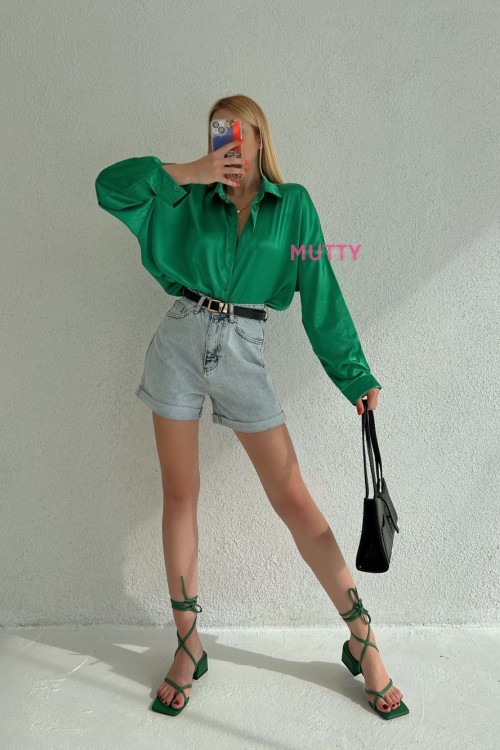 Dally Pacası Kıvrık Mini Denim Şort Mavi