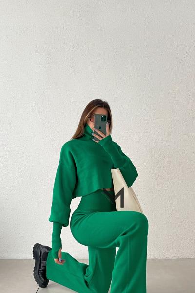 Belinda Parmak Geçmeli Boğazlı Triko Takım Yeşil