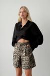 Leopar Desen Batik Şort Leopar