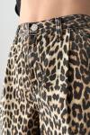 Leopar Desen Batik Şort Leopar